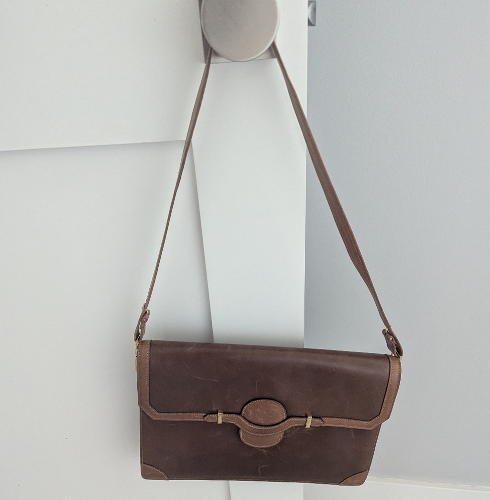 Vintage Brown Leather Envelope Purse.
